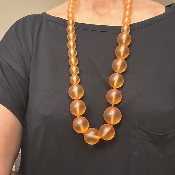 Vintage Marion Godart Paris Apple Juice Lucite Graduated Beads Necklace FRENCH - Picture 3 of 4